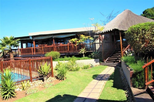 Saba Lodge buitenkant